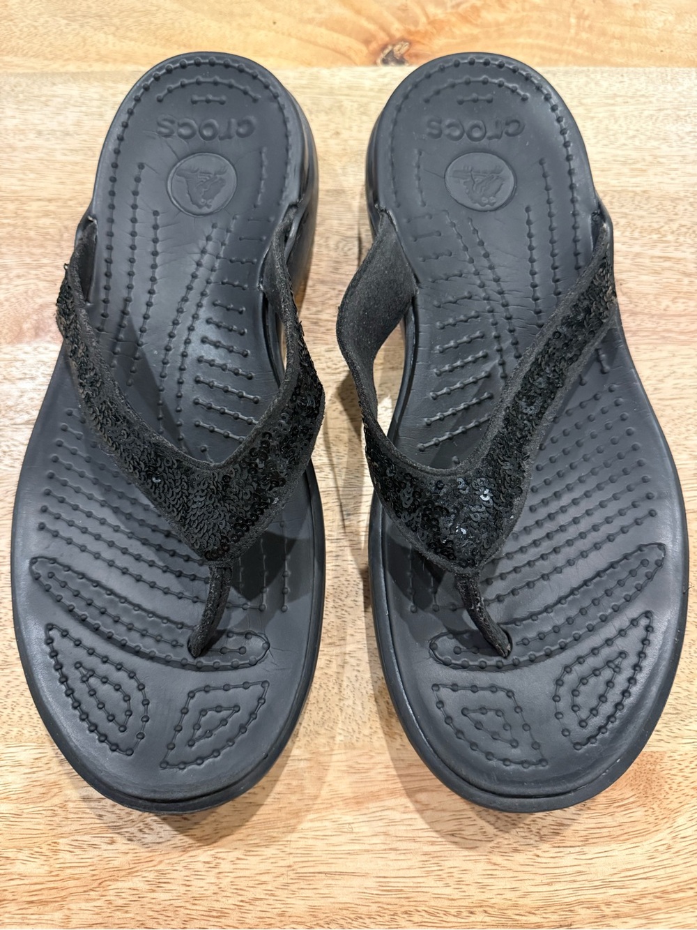 CROCS Women’s Black Sequin Thong Sandals